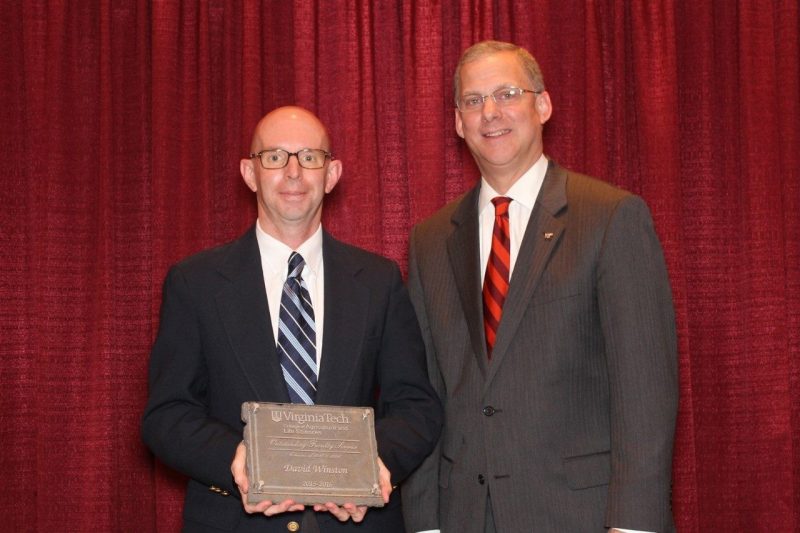 Dave Winston, recipient of the 2016 Outstanding Faculty Award, pictured with Dean Alan Grant.